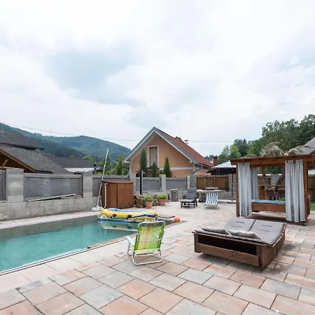 Impressive Holiday In With Swimming Pool *