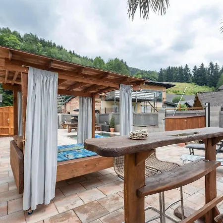 Impressive Holiday In With Swimming Pool * Pinsdorf