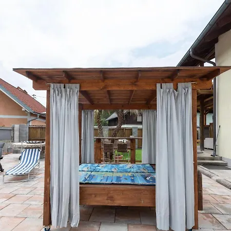 Tatil Evi Impressive Holiday In With Swimming Pool